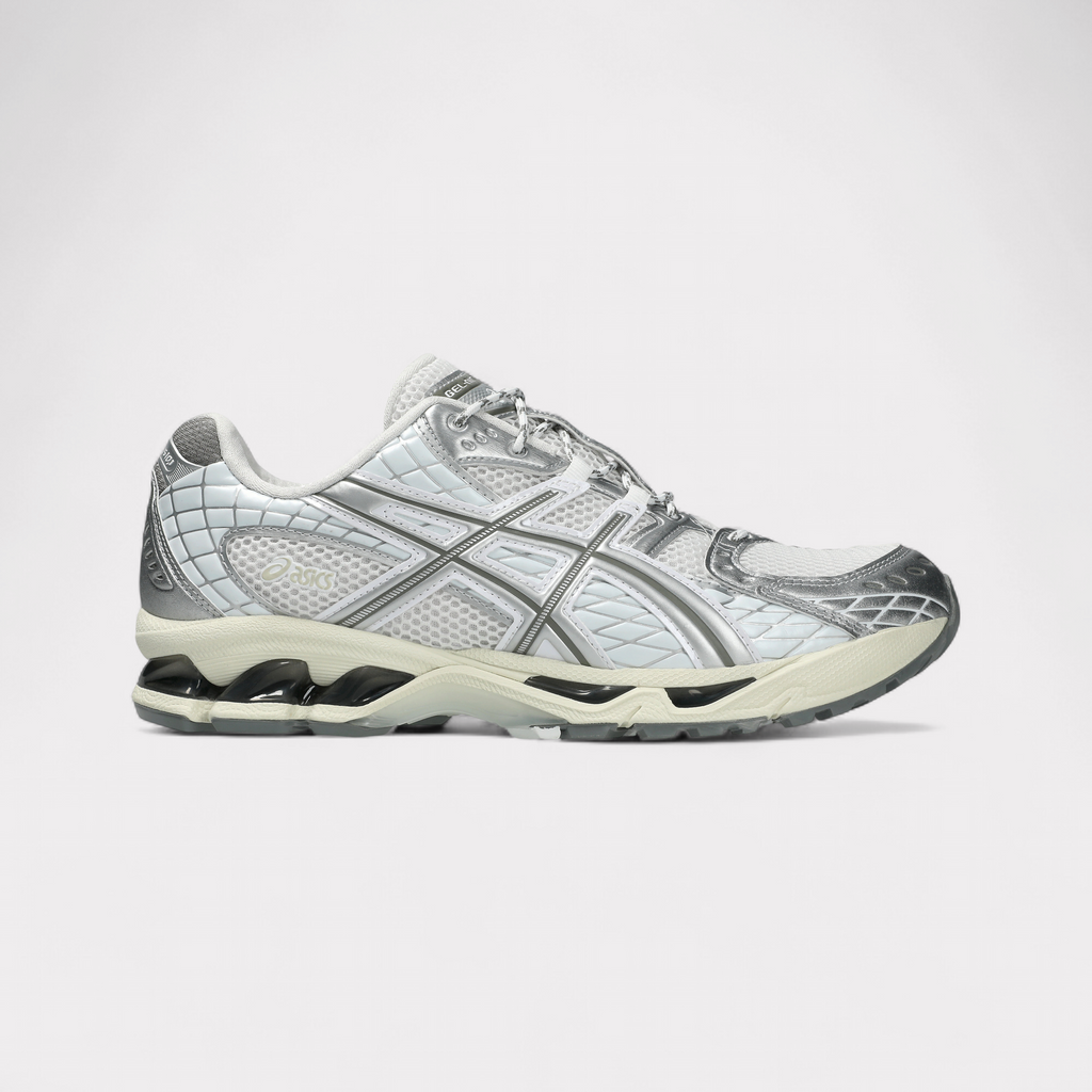 GEL-NIMBUS 10.1 - White Airy Blue