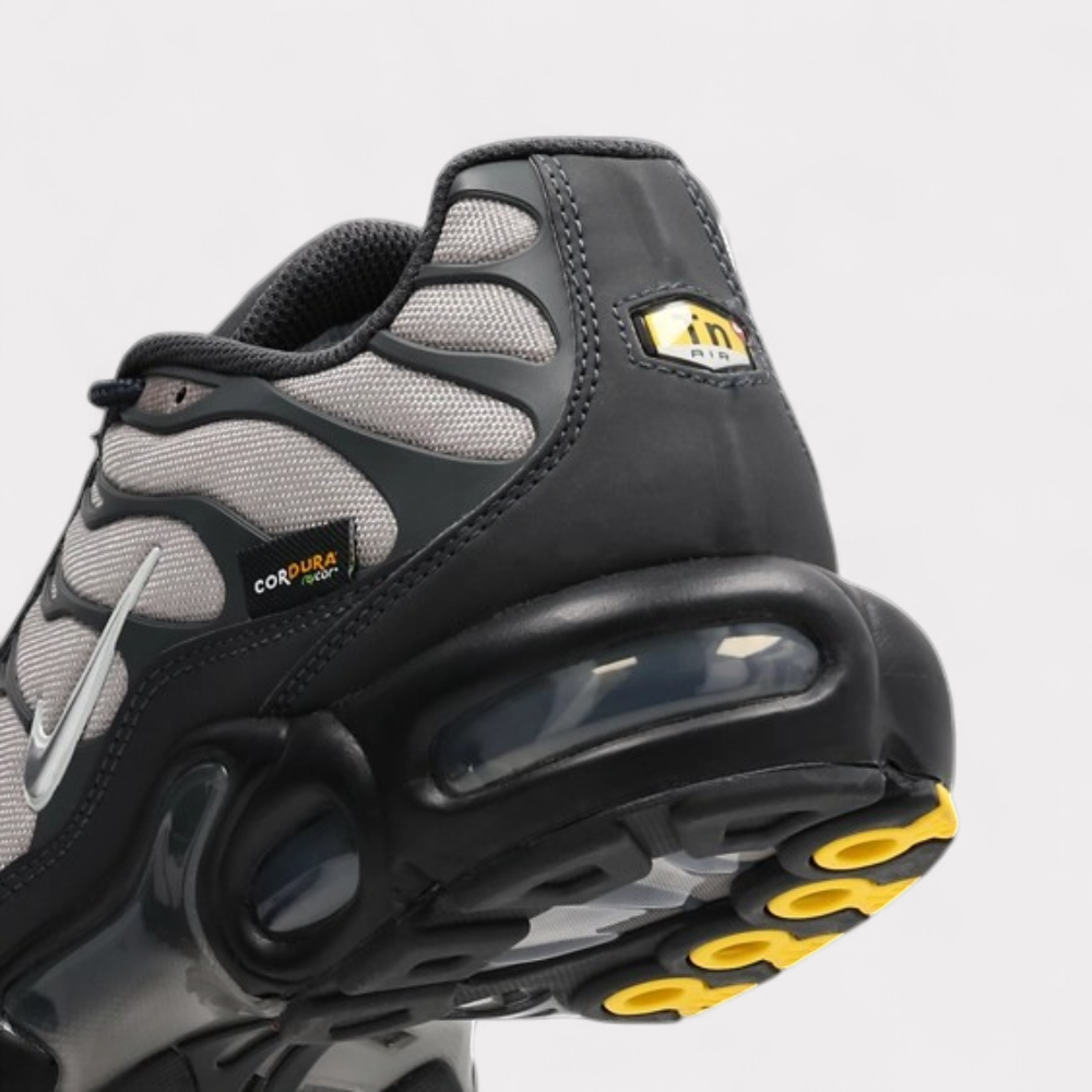 Nike Air Max Plus Cordura - Dark Smoke Grey