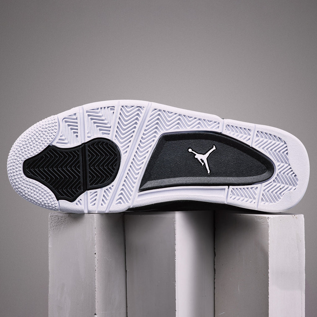 Nike Air Jordan 4 - Fear (2024)