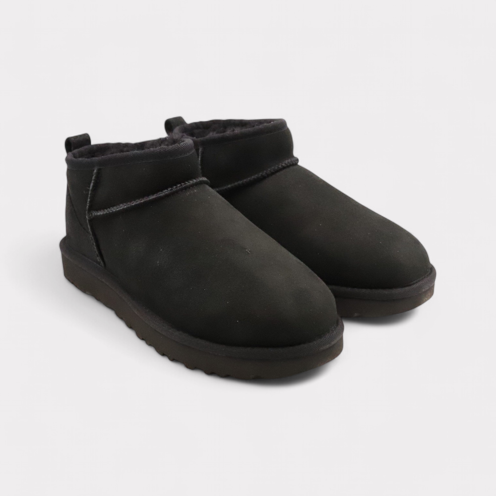 UGG Classic Ultra Mini - Black (W)