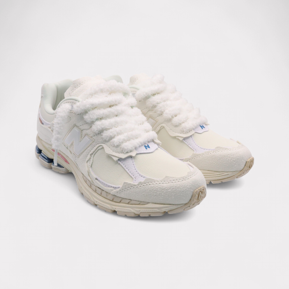 New Balance 2002R Protection Pack Sea Salt - Fluffy Laces White