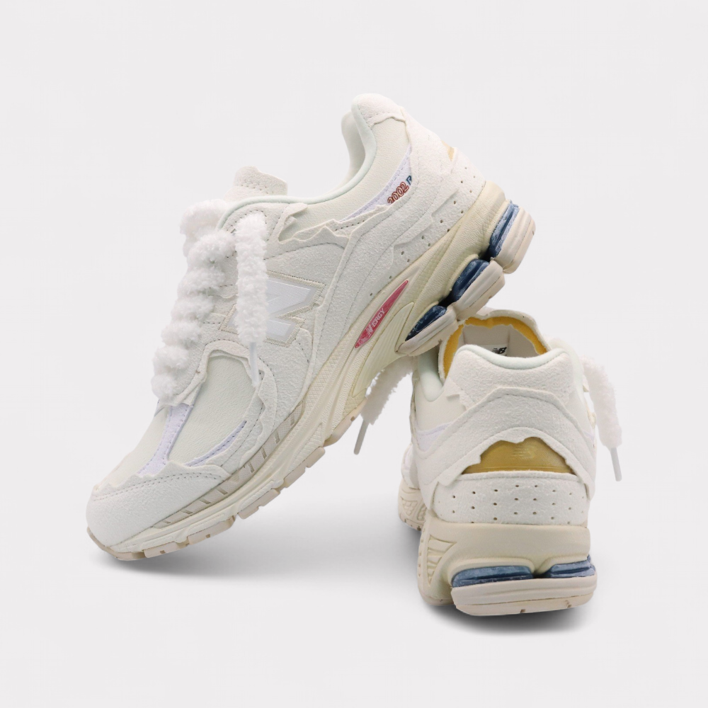New Balance 2002R Protection Pack Sea Salt - Fluffy Laces White