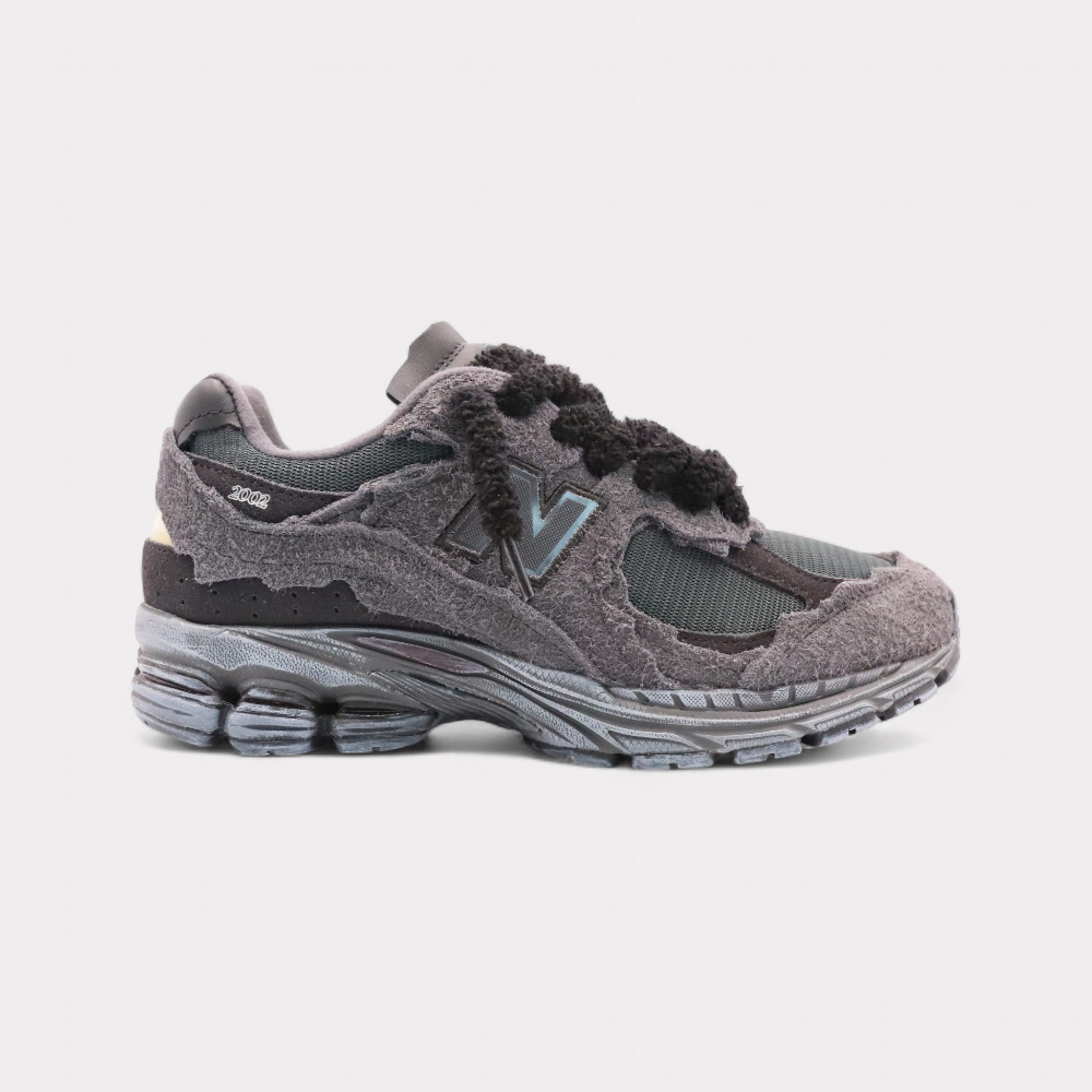 New Balance 2002R Protection Pack Phantom - Fluffy Laces Black