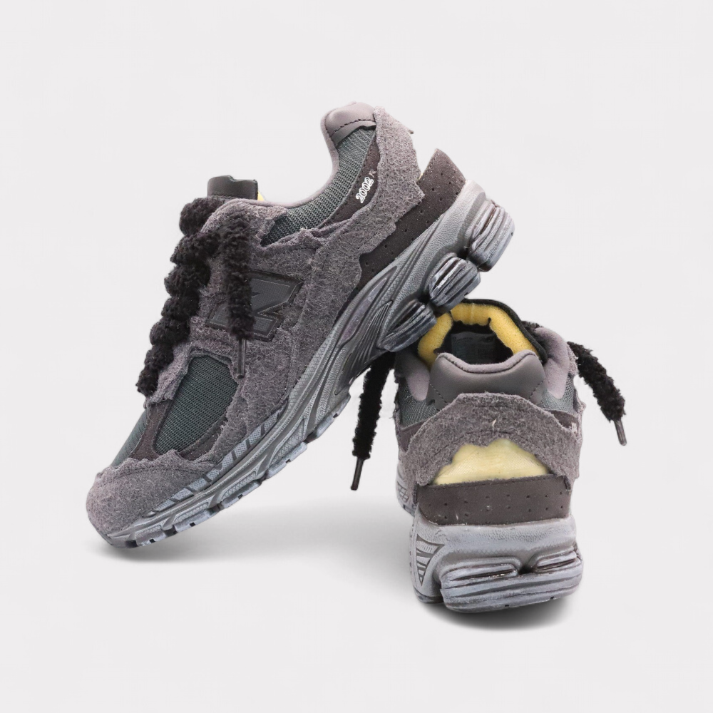 New Balance 2002R Protection Pack Phantom - Fluffy Laces Black