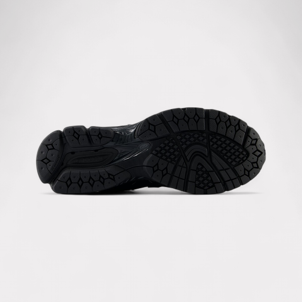 New Balance M 1906 Tonal - black
