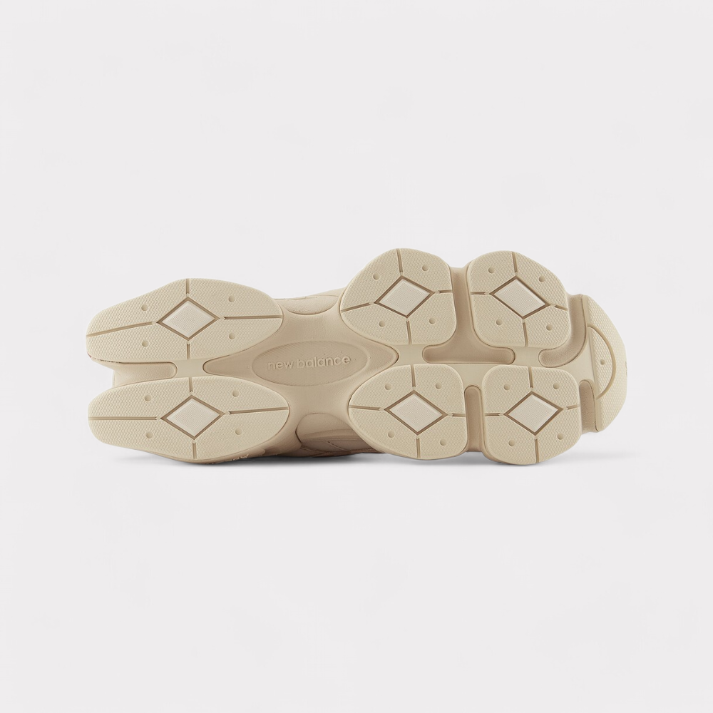 New Balance U 9060 Mud - bone