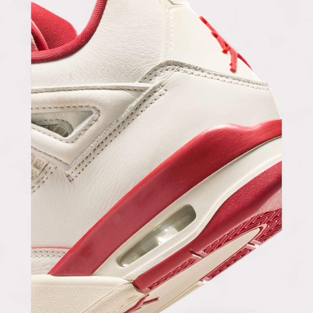 Air Jordan 4 - Valentine's Day