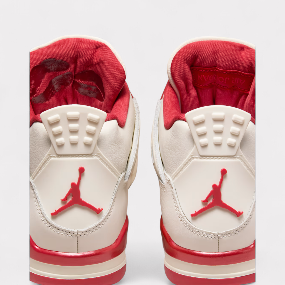 Air Jordan 4 - Valentine's Day