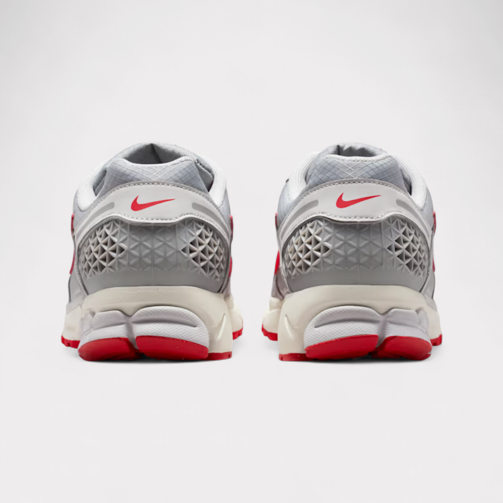 Nike Zoom Vomero 5 - Grey Fog Red