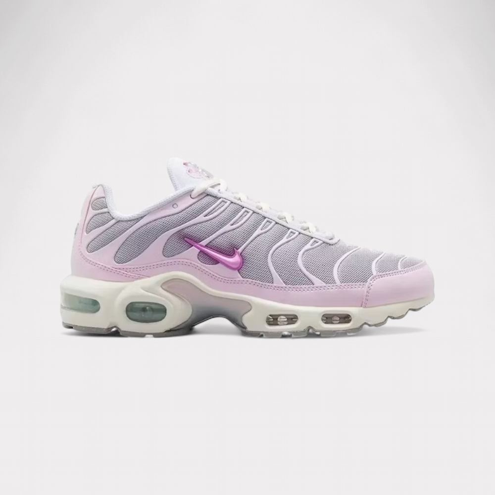 Nike Air Max Plus - Paw Print