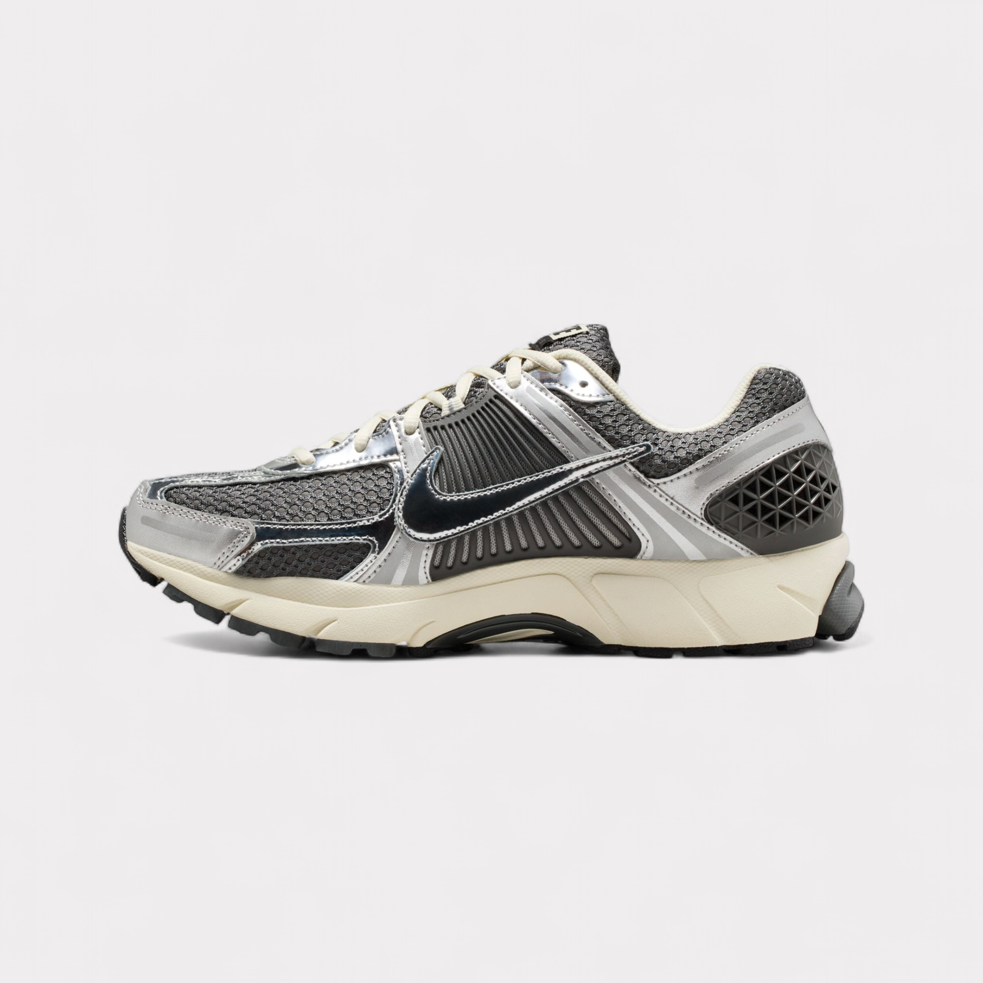 Nike Zoom Vomero 5 - Iron Grey Chrome
