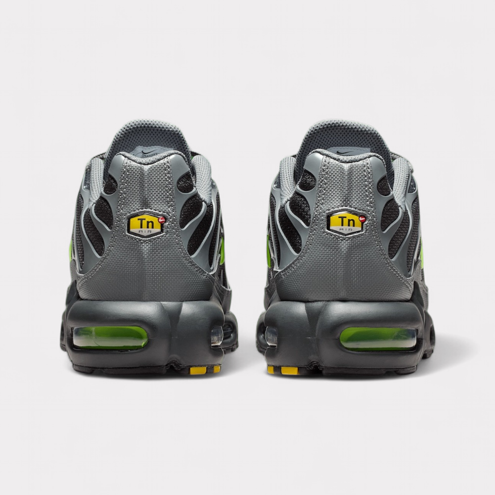 Nike Air Max Plus - Smoke Grey Volt